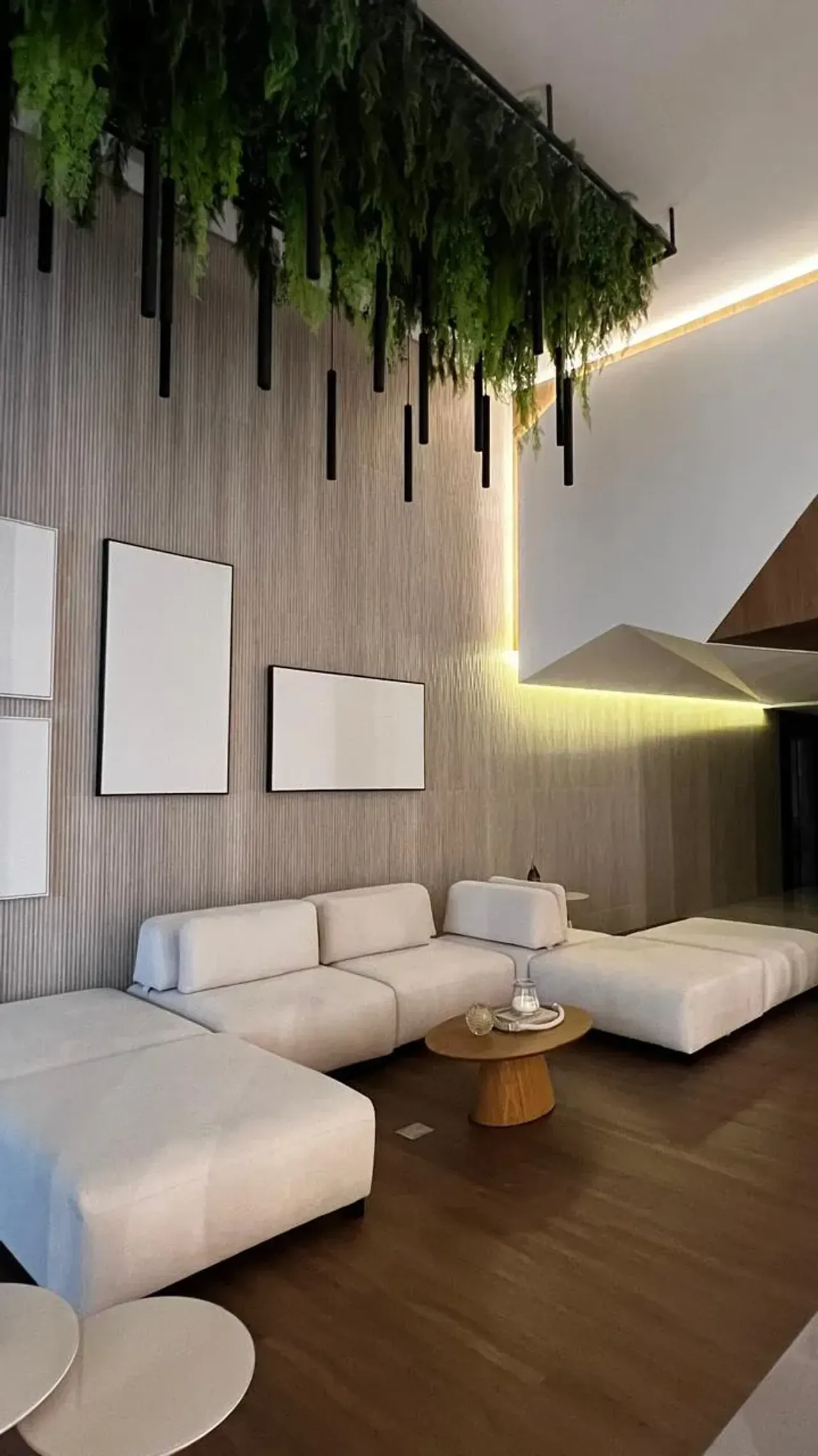 Apartamento no Florence Garden Residence com 3 suítes em Balneário Camboriú