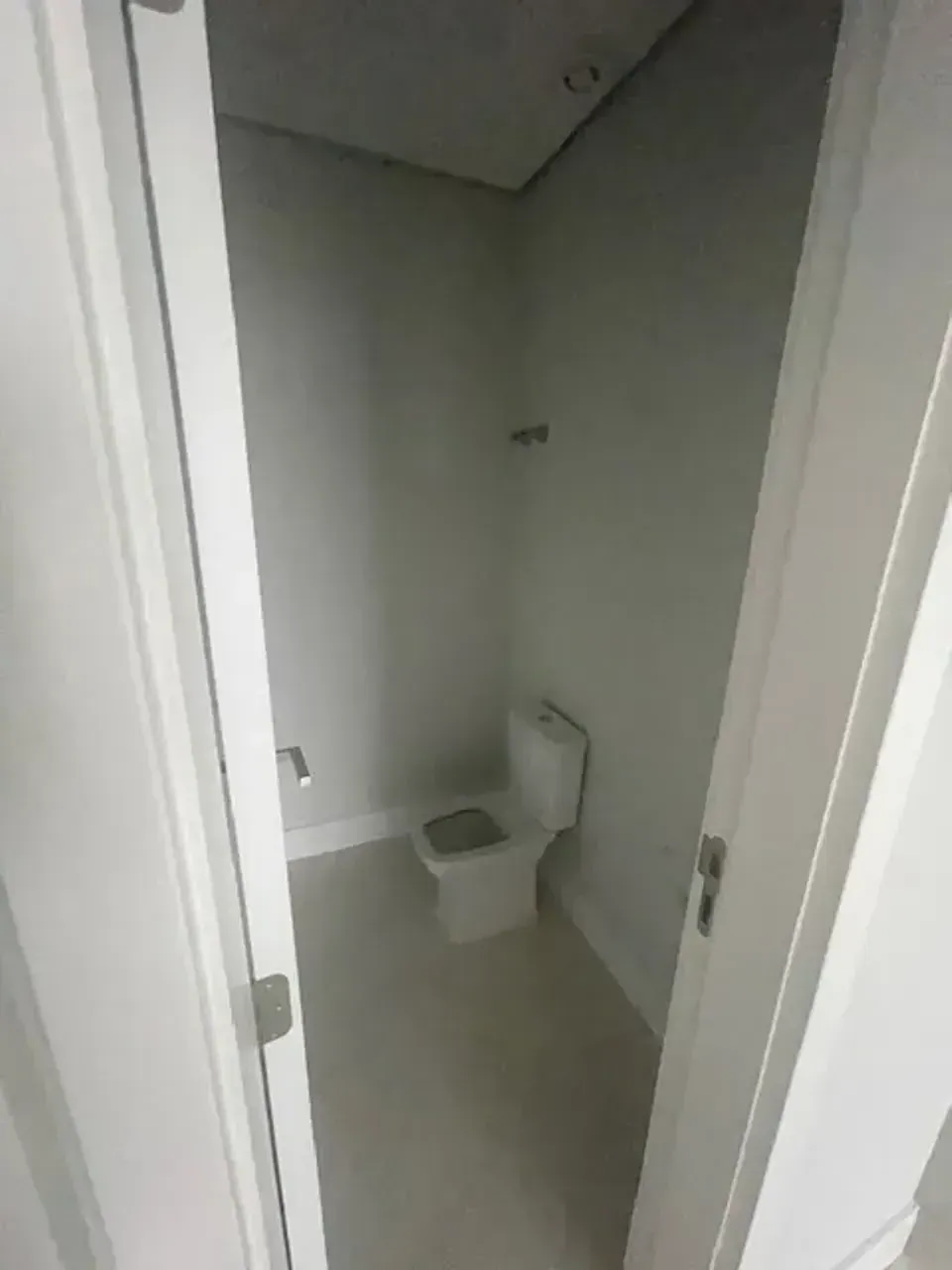 Apartamento com 4 dormitórios sendo 2 suítes, 3 vagas de garagem, no Centro de  Balneário Camboriú — foto 7