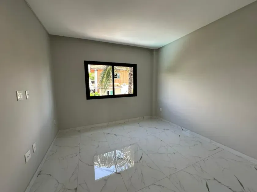 Casa em condomínio com 5 suítes 4 vagas sendo 2 cobertas em Balneário Camboriú — foto 27