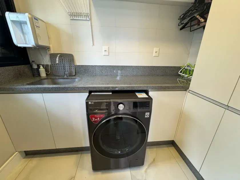 Apartamento no Edifício Uluwatu com 3 suítes em Balneário Camboriú — foto 2
