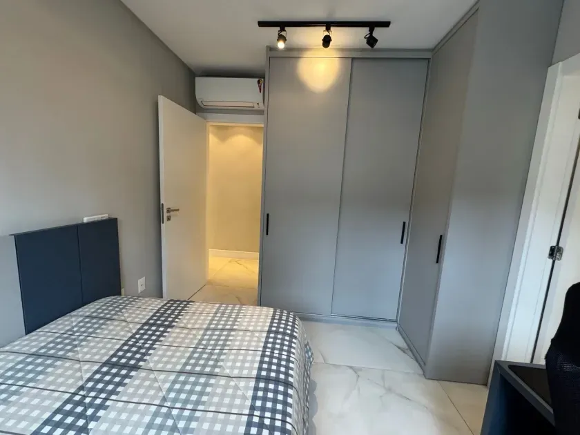Apartamento no Edifício Uluwatu com 3 suítes em Balneário Camboriú