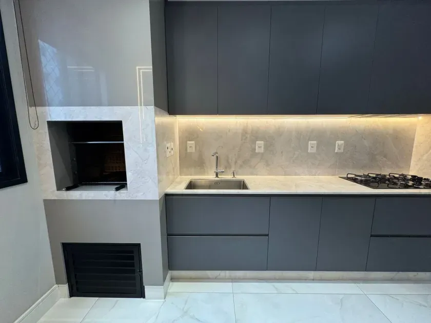 Apartamento no Edifício Uluwatu com 3 suítes em Balneário Camboriú — foto 17