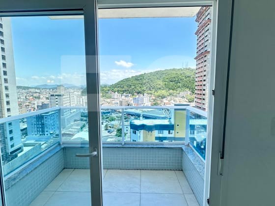 Apartamento mobiliado com 3 suítes!! Excelente oportunidade no Centro de Balneário Camboriú — foto 24
