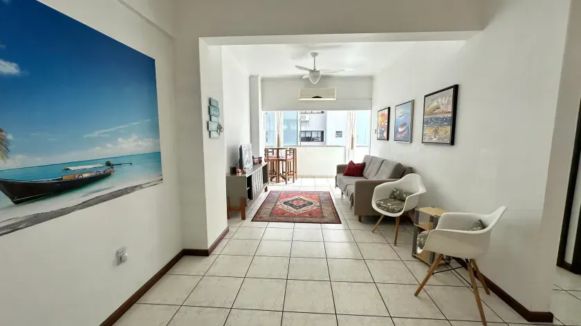Apartamento Quadra Mar com 2 dormitórios e 1 vaga de garagem no Centro de Balneário Camboriú — foto 5