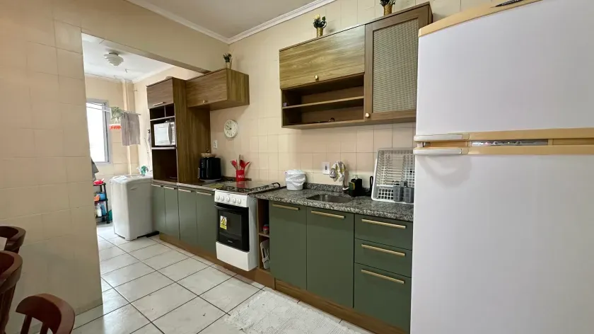 Apartamento Quadra Mar com 2 dormitórios e 1 vaga de garagem no Centro de Balneário Camboriú — foto 12