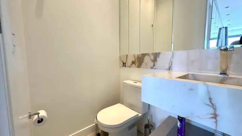 Apartamento alto padrão com 3 suítes e 3 vagas de garagem no Centro de Balneário Camboriú — foto 21