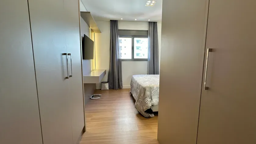 Apartamento alto padrão com 3 suítes e 3 vagas de garagem no Centro de Balneário Camboriú — foto 29