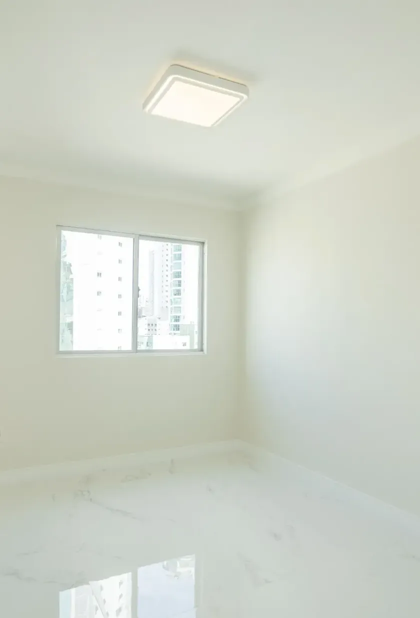 Apartamento quadra mar com 3 dormitórios sendo 2 demi suítes, sacada com churrasqueira em Balneário Camboriú — foto 12
