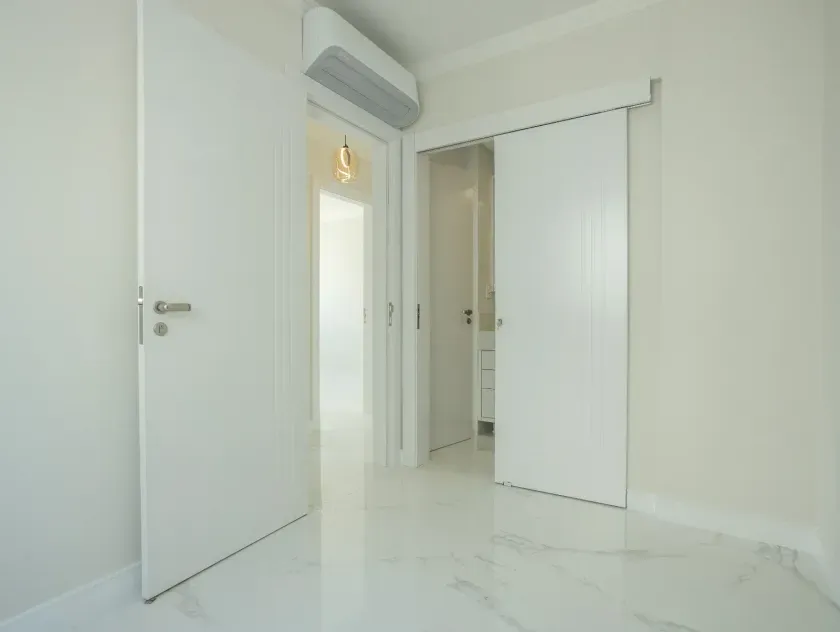 Apartamento quadra mar com 3 dormitórios sendo 2 demi suítes, sacada com churrasqueira em Balneário Camboriú — foto 19