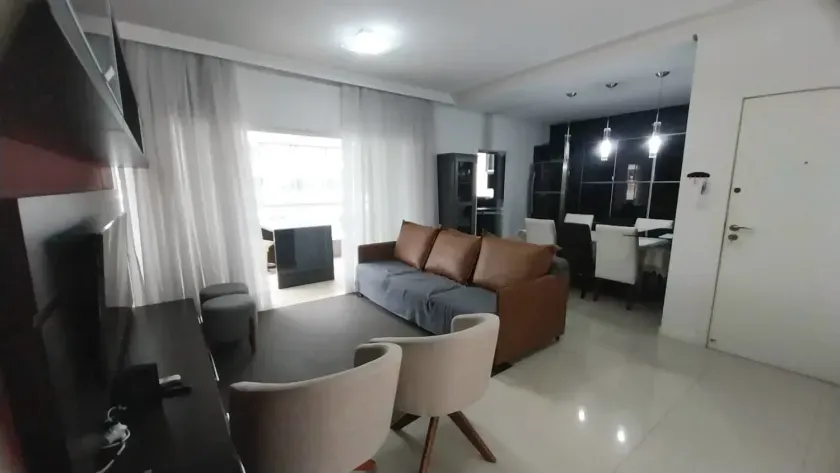Apartamento Diferenciado com 3 dormitórios sendo uma suíte, 2 vagas no Centro de Balneário Camboriú — foto 8