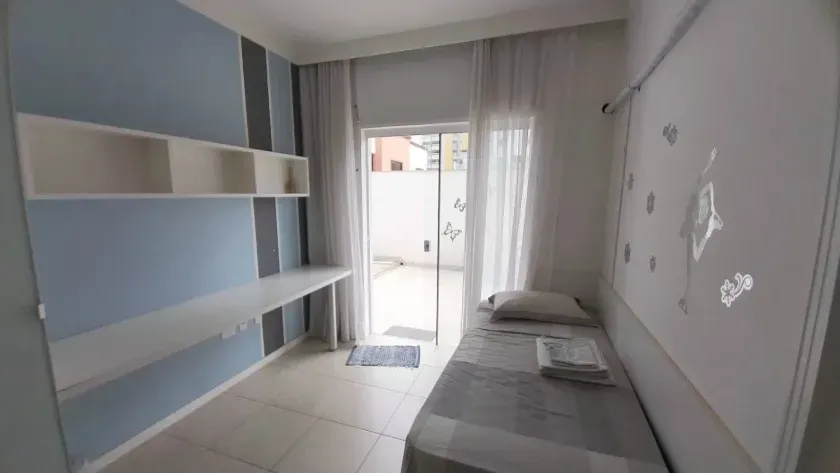 Apartamento Diferenciado com 3 dormitórios sendo uma suíte, 2 vagas no Centro de Balneário Camboriú — foto 12