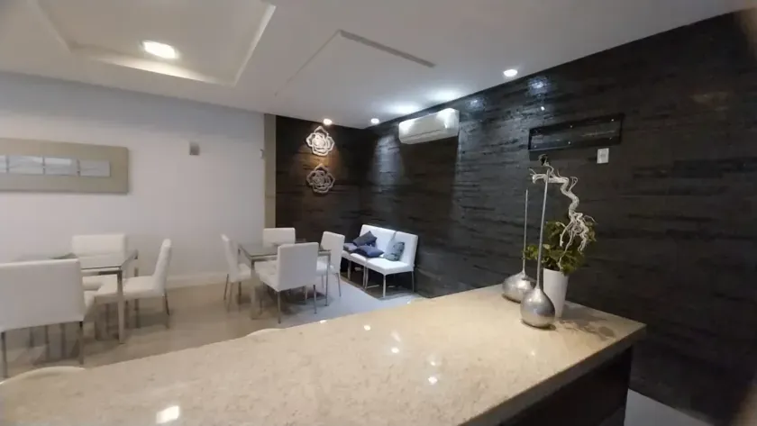 Apartamento Diferenciado com 3 dormitórios sendo uma suíte, 2 vagas no Centro de Balneário Camboriú — foto 19