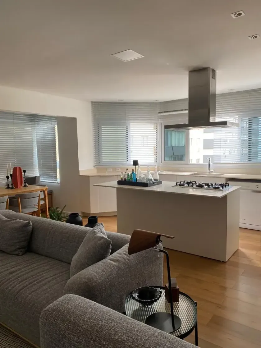 Apartamento Quadra do Mar com 4 Suítes e 2 Vagas de garagem no Centro de Balneário Camboriú — foto 16