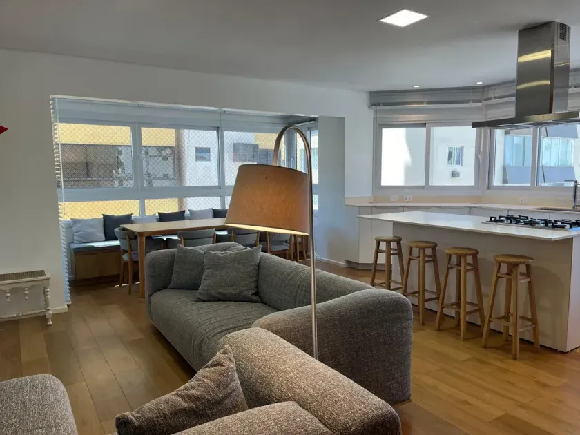 Apartamento Quadra do Mar com 4 Suítes e 2 Vagas de garagem no Centro de Balneário Camboriú — foto 28
