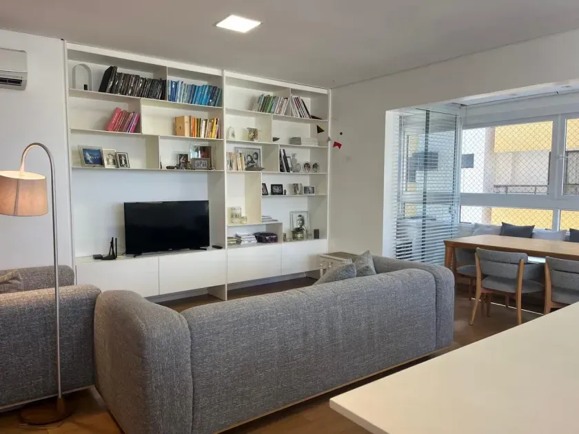 Apartamento Quadra do Mar com 4 Suítes e 2 Vagas de garagem no Centro de Balneário Camboriú — foto 31