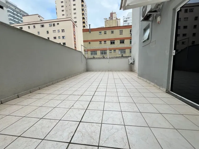 Apartamento Quadra mar com 3 dormitórios sendo 1 suíte, 1 vaga de garagem no Centro de Balneário Camboriú — foto 15
