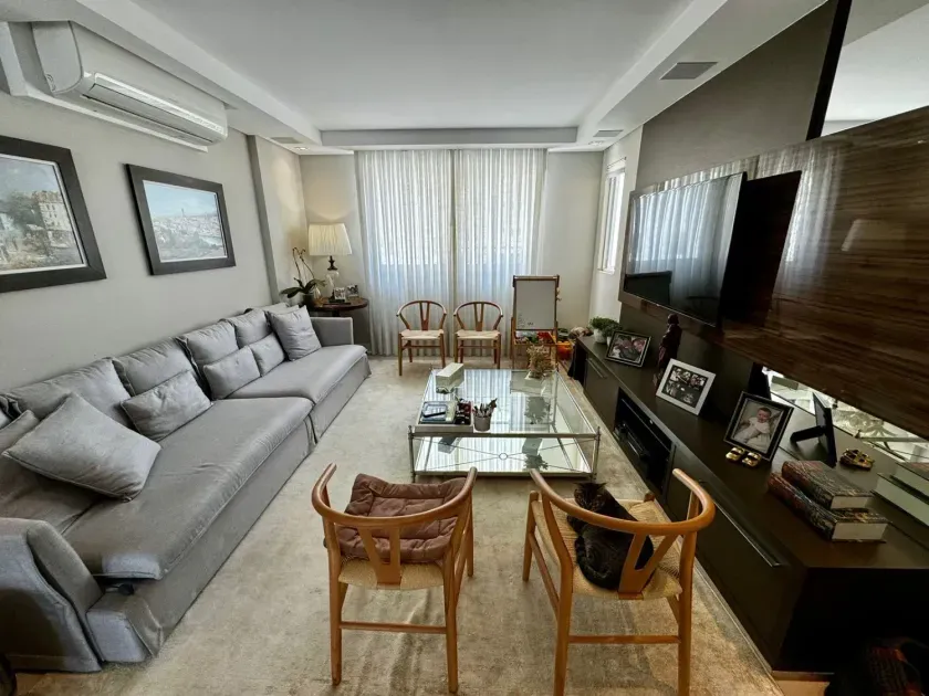 Apartamento mobiliado com 3 dormitórios, 2 vagas de garagem no Centro de Balneário Camboriú — foto 11