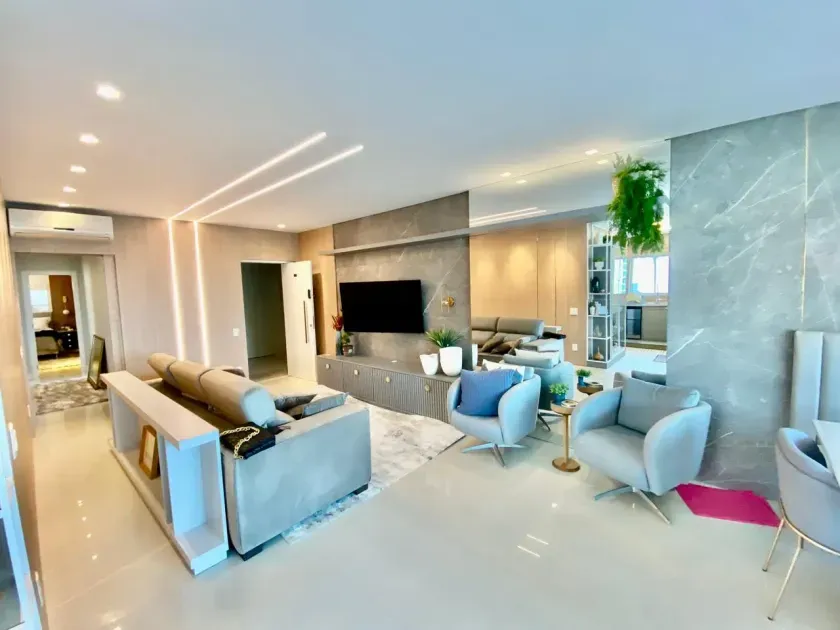 Apartamento com 3 suítes 3 vagas de garagem no Centro de Balneário Camboriú — foto 2