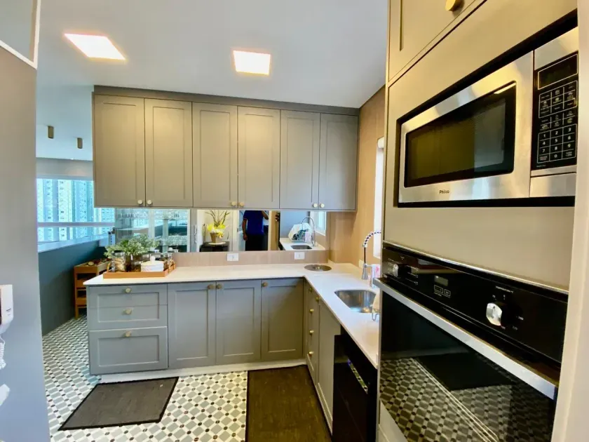 Apartamento com 3 suítes 3 vagas de garagem no Centro de Balneário Camboriú — foto 6