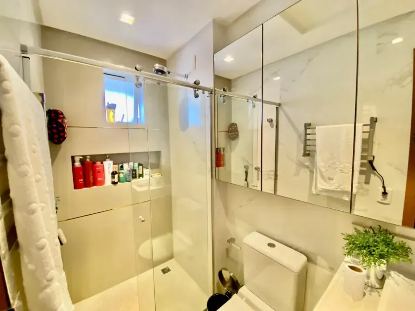 Apartamento com 3 suítes 3 vagas de garagem no Centro de Balneário Camboriú — foto 12