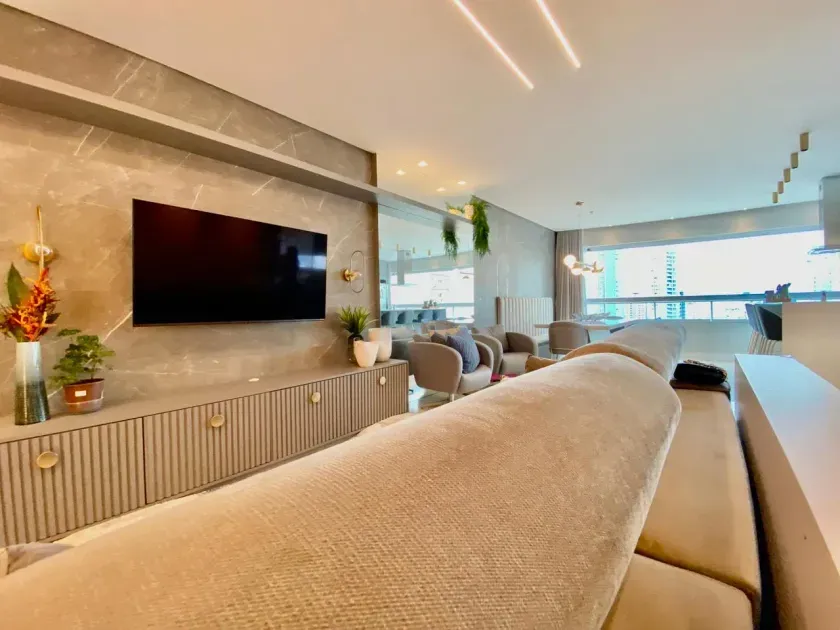 Apartamento com 3 suítes 3 vagas de garagem no Centro de Balneário Camboriú — foto 15