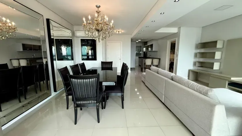 Apartamento mobiliado e Decorado com 3 suítes, 3 vagas na Barra Norte em Balneário Camboriú — foto 2