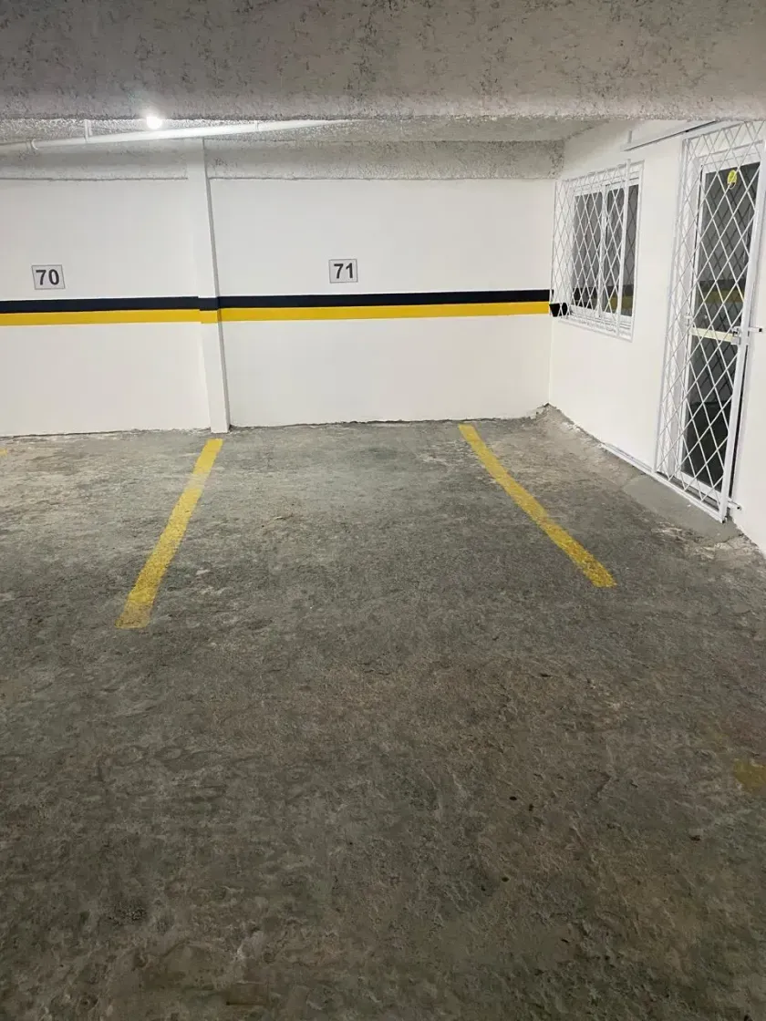 Apartamento com 3 dormitórios sendo 1 suíte e 1 vaga de garagem, no Centro de Balneário Camboriú — foto 14