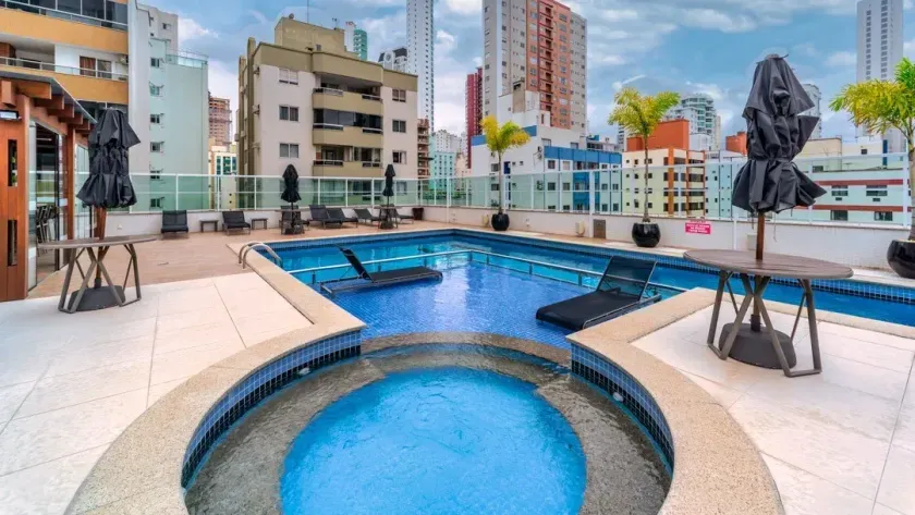 Apartamento com 4 dormitórios sendo 2 suítes e 2 vagas de garagem no centro de Balneário Camboriú — foto 26