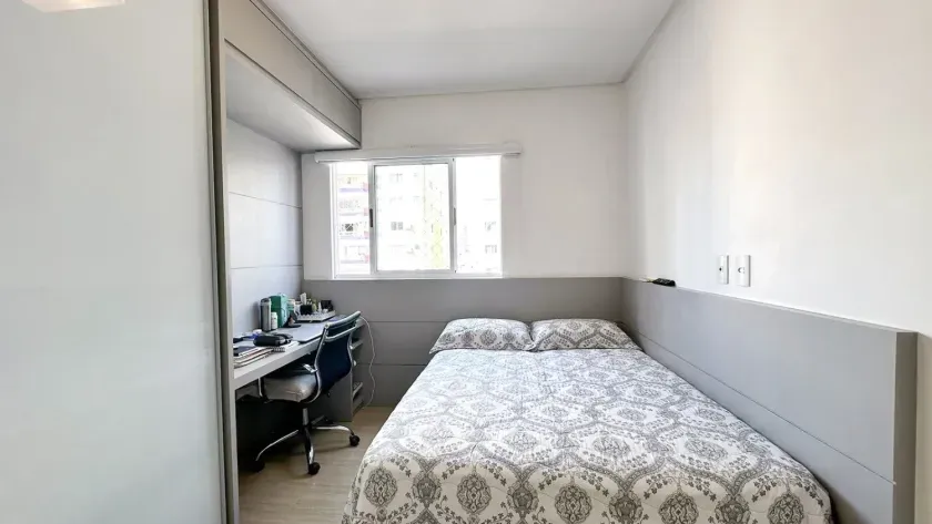 Apartamento com 4 dormitórios sendo 2 suítes e 2 vagas de garagem no centro de Balneário Camboriú — foto 12