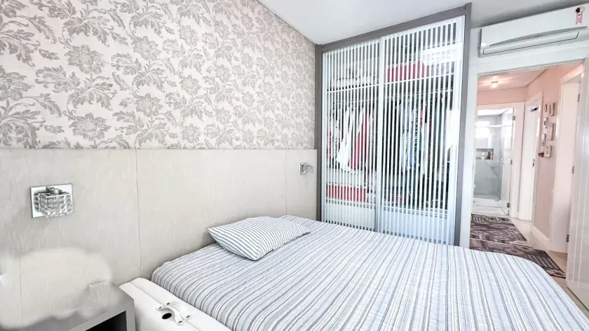 Apartamento com 4 dormitórios sendo 2 suítes e 2 vagas de garagem no centro de Balneário Camboriú — foto 14