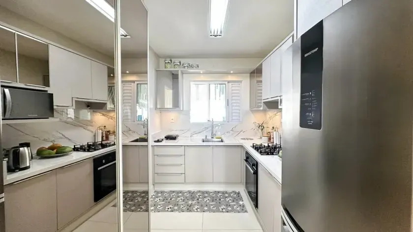 Apartamento com 4 dormitórios sendo 2 suítes e 2 vagas de garagem no centro de Balneário Camboriú — foto 7