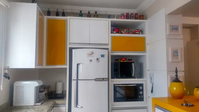 Apartamento com 3 suítes finamente mobiliado, vista para o mar na Barra Norte — foto 9