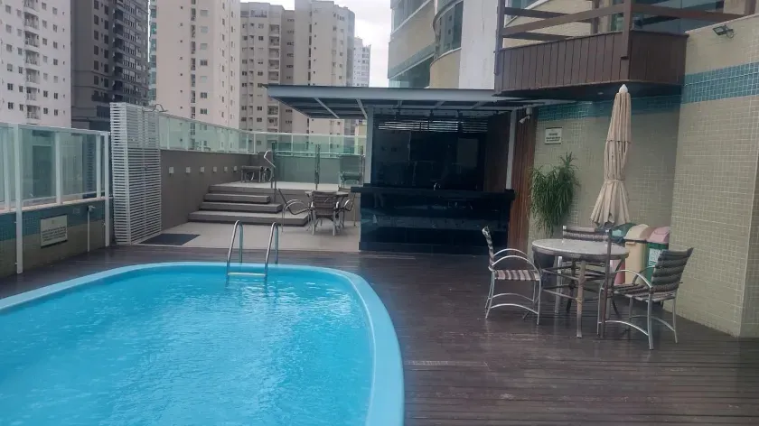Apartamento com 3 suítes finamente mobiliado, vista para o mar na Barra Norte — foto 37