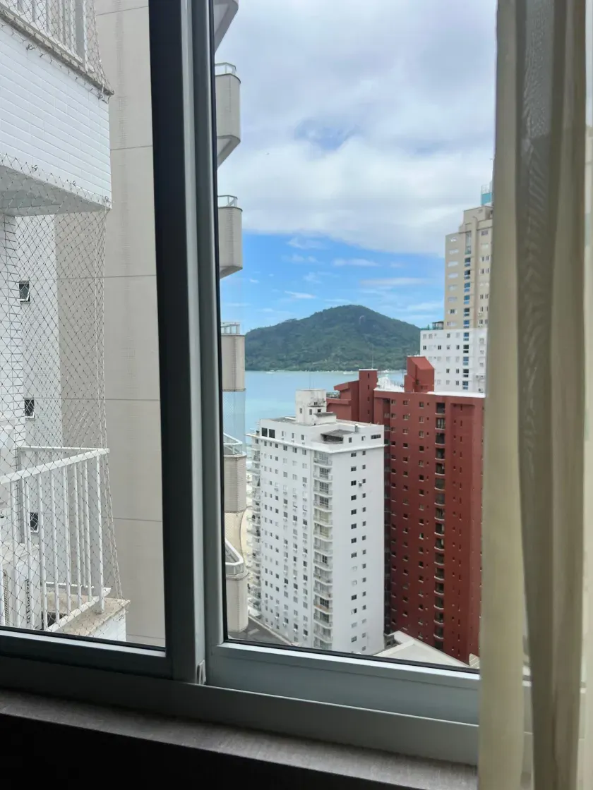 Apartamento no Palm Beach com 3 suítes em Balneário Camboriú — foto 2