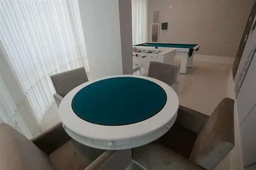 Apartamento mobiliado com 3 suítes, 3 vagas de garagem no Centro de Balneário Camboriú — foto 2