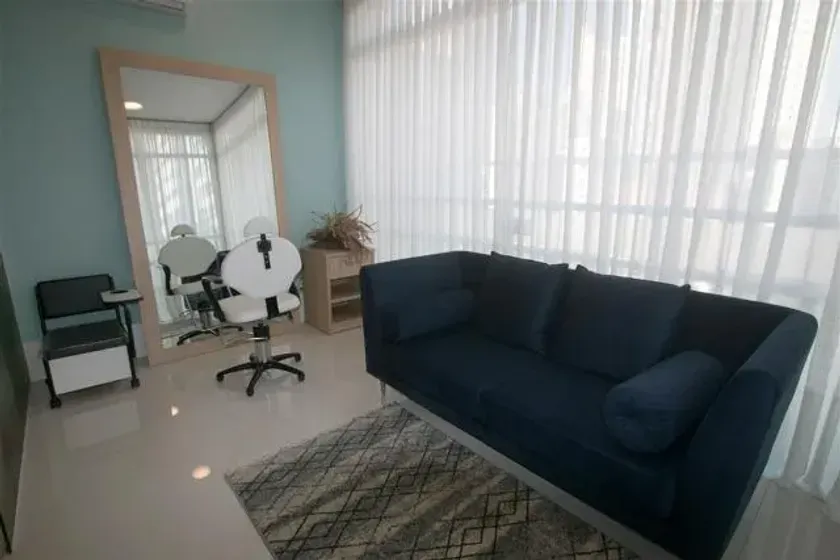 Apartamento mobiliado com 3 suítes, 3 vagas de garagem no Centro de Balneário Camboriú — foto 8
