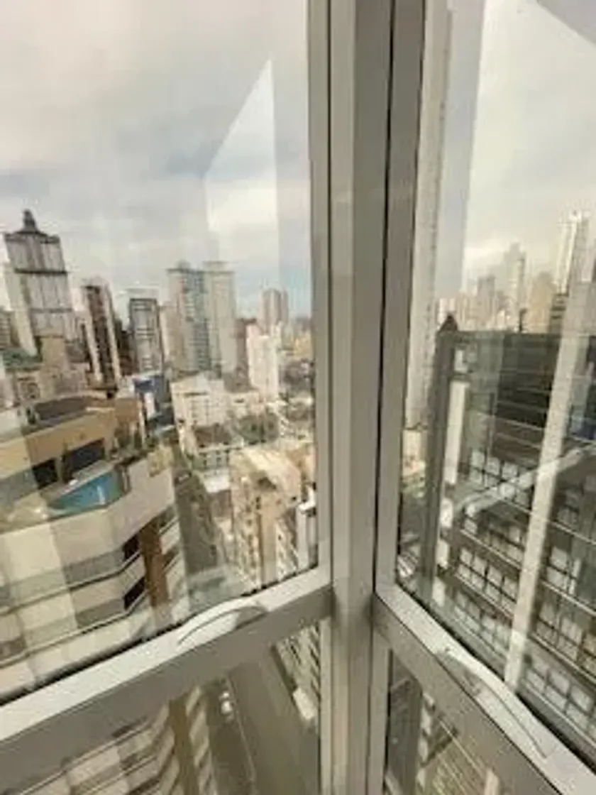 Apartamento mobiliado com 3 suítes, 3 vagas de garagem no Centro de Balneário Camboriú — foto 49