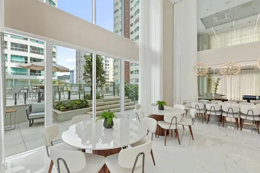Apartamento mobiliado com 3 suítes, 3 vagas de garagem no Pioneiros em Balneário Camboriú — foto 61