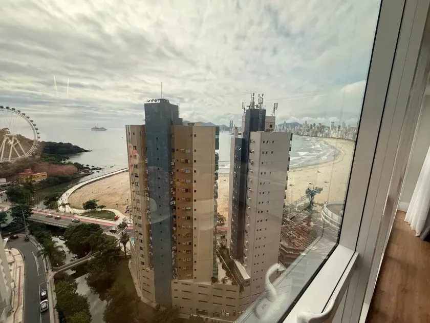 Apartamento mobiliado com 3 suítes, 3 vagas de garagem no Pioneiros em Balneário Camboriú — foto 28