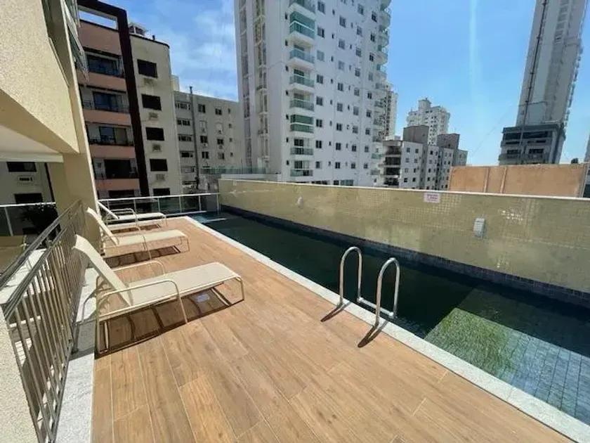 Apartamento com 3 suítes, 2 vagas de garagem, no Centro de Balneário Camboriú — foto 6