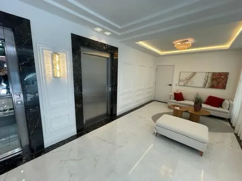 Apartamento com 3 suítes, 2 vagas de garagem, no Centro de Balneário Camboriú — foto 16
