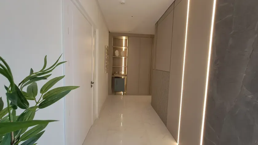 Cobertura duplex com 4 suítes, 3 vagas de garagem no Centro de Balneário Camboriú — foto 4
