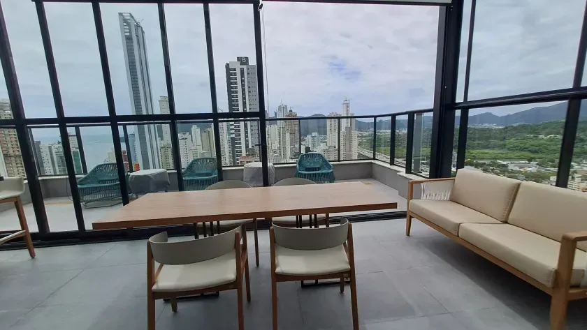 Cobertura duplex com 4 suítes, 3 vagas de garagem no Centro de Balneário Camboriú — foto 30