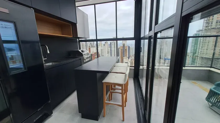 Cobertura duplex com 4 suítes, 3 vagas de garagem no Centro de Balneário Camboriú — foto 35