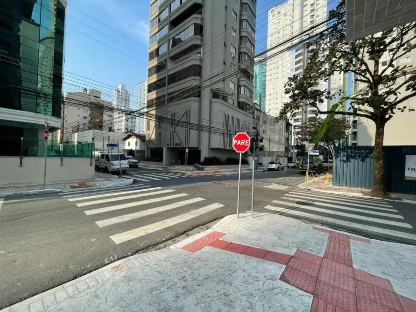 Apartamento com 3 suítes sendo 1 demi e 3 vagas de garagem no Centro de Balneário Camboriú/SC — foto 57