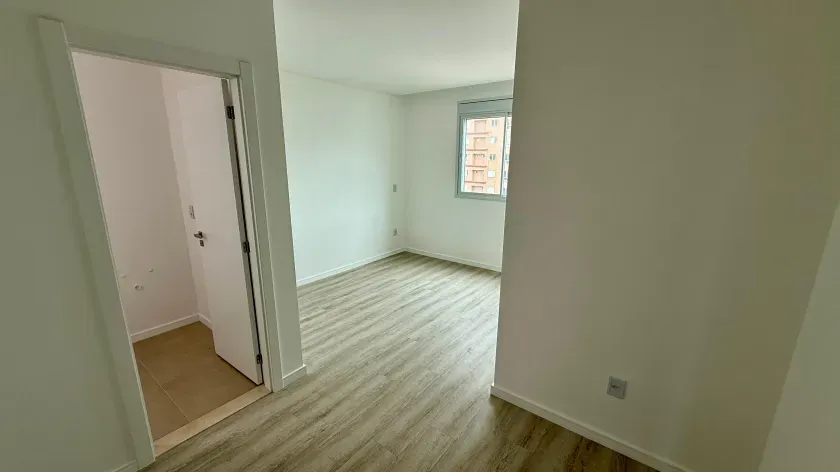 Apartamento novo com 4 suítes e 3 vagas de garagem em Balneário Camboriú — foto 25