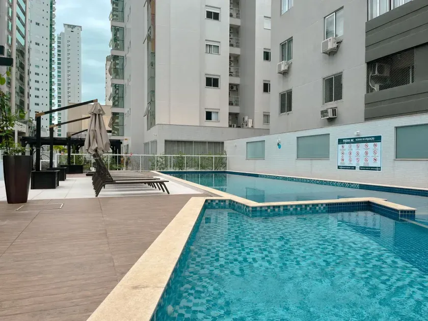 Apartamento de alto padrão com 3 suítes e 3 vagas de garagem em Balneário Camboriú — foto 5