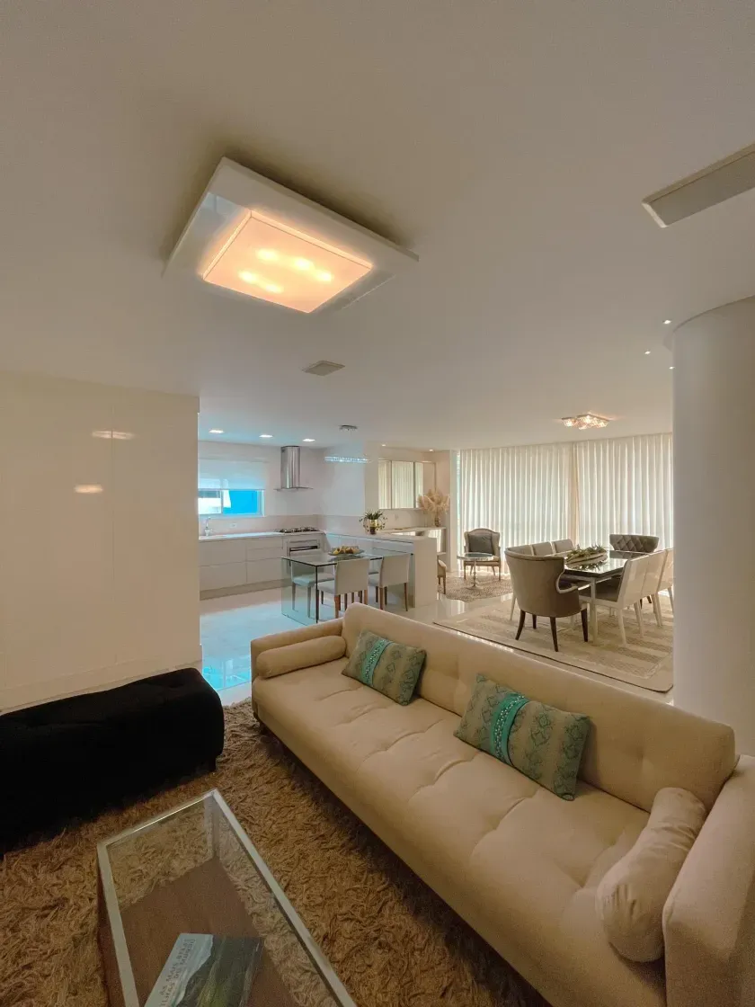 Apartamento de alto padrão com 3 suítes e 3 vagas de garagem em Balneário Camboriú — foto 11
