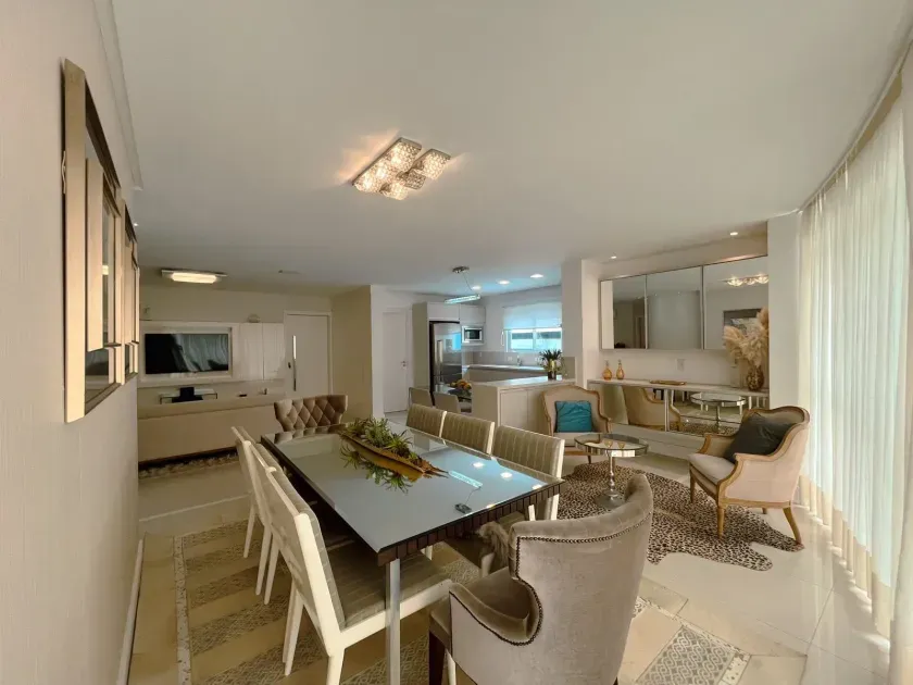 Apartamento de alto padrão com 3 suítes e 3 vagas de garagem em Balneário Camboriú — foto 12