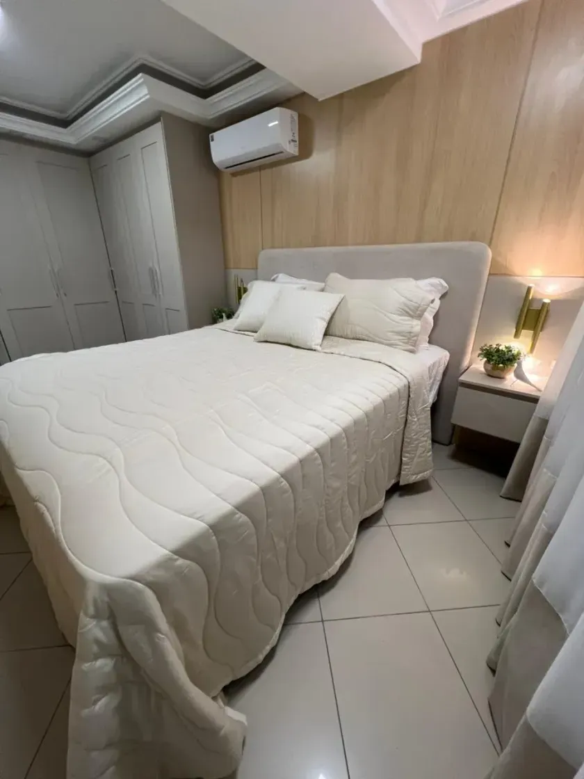 Apartamento frente mar com 2 dormitórios sendo 1 suíte e 2 vagas de garagem em Balneário Camboriú — foto 2